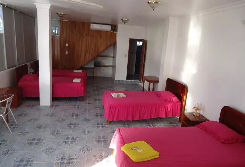 Hostal Insular