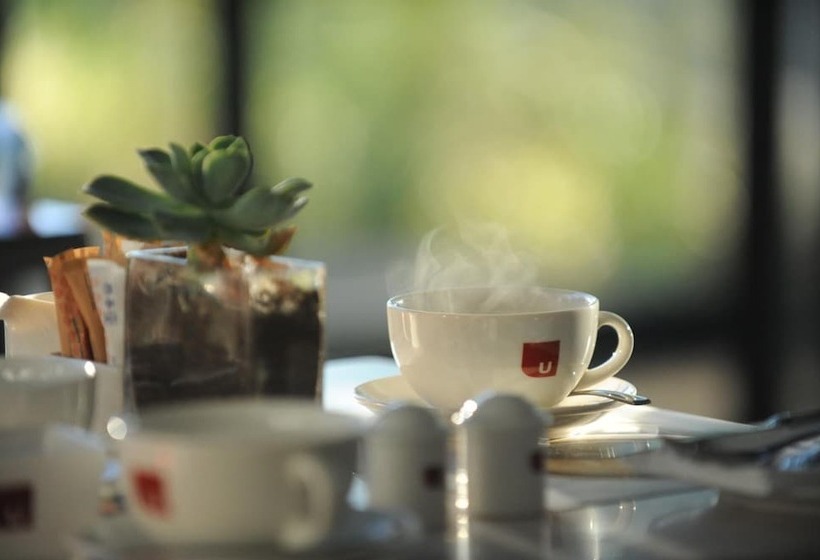 ホテル Aha Bloemfontein