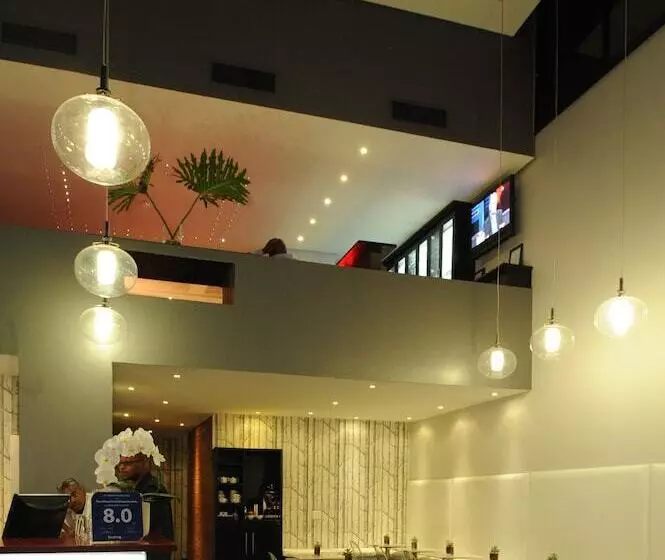 ホテル Aha Bloemfontein