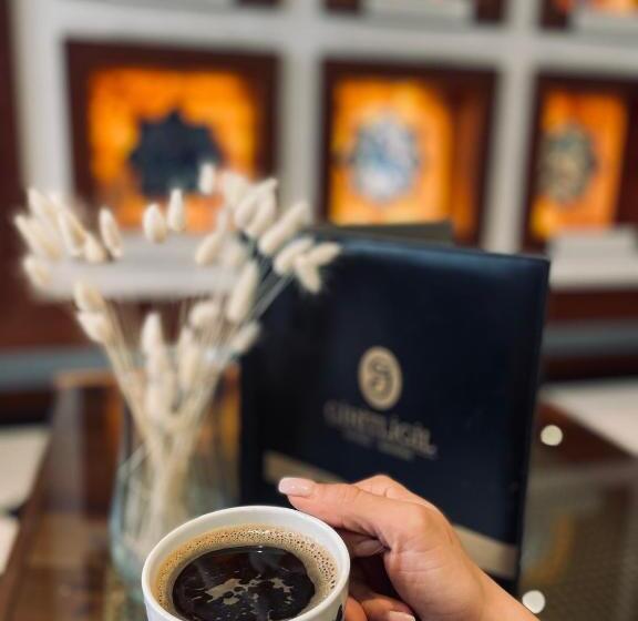 ホテル Giritligil