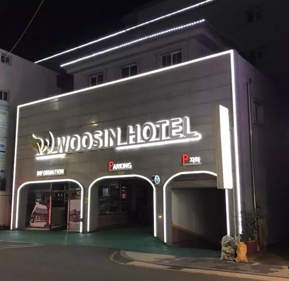 ホテル Goodstay Woosin