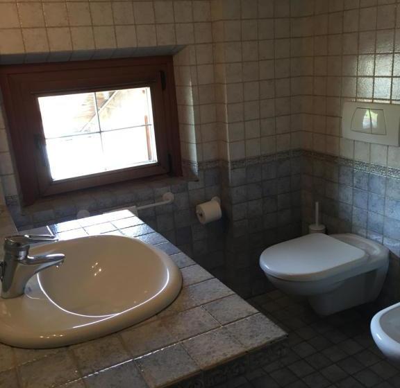 בית מלון כפרי La Montanina