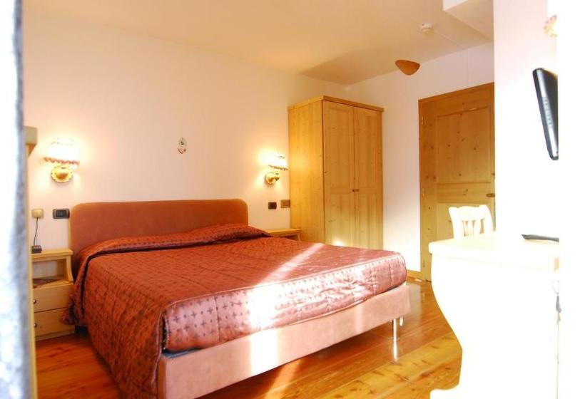 בית מלון כפרי La Montanina