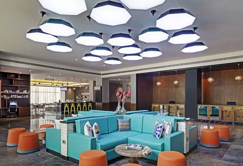 ホテル Zone By The Park Raipur