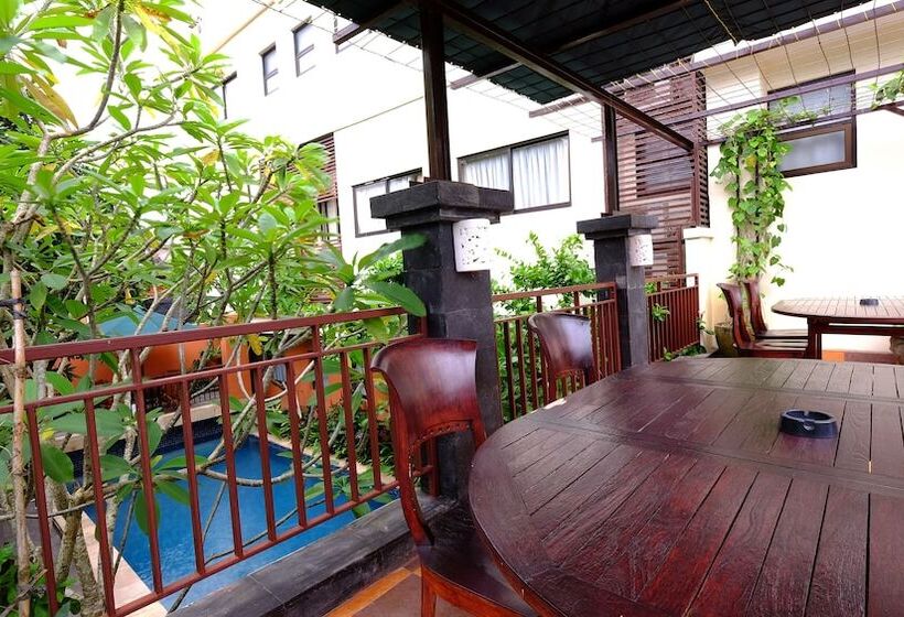 Пансион The Hill Ungasan