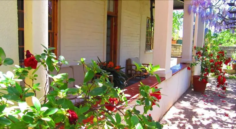 Top House Bed And Breakfast