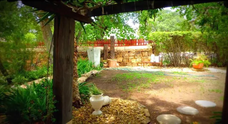 Top House Bed And Breakfast