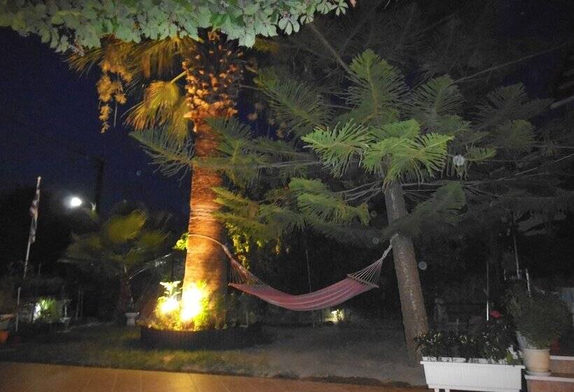 Villa Xenos Studios & Apartments