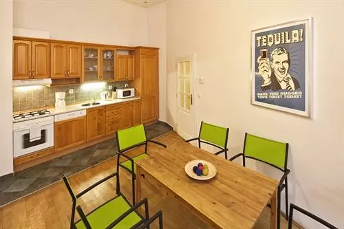 Picasso Apartments Prague