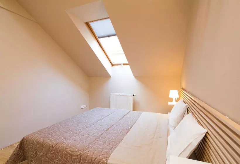Picasso Apartments Prague