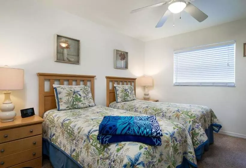 Gulf Breeze Condos