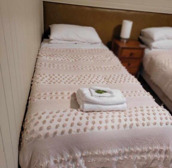 Hotelli Bright Motor Inn