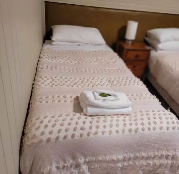 Hotel Bright Motor Inn