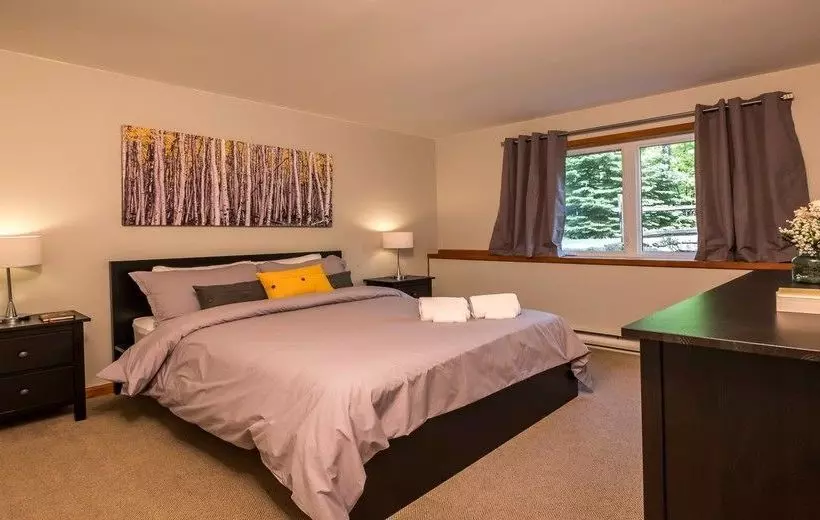 L érabliere Condominiums Monttremblant