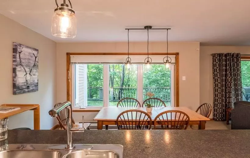 L érabliere Condominiums Monttremblant