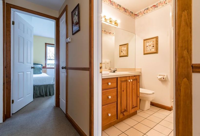 L érabliere Condominiums Monttremblant