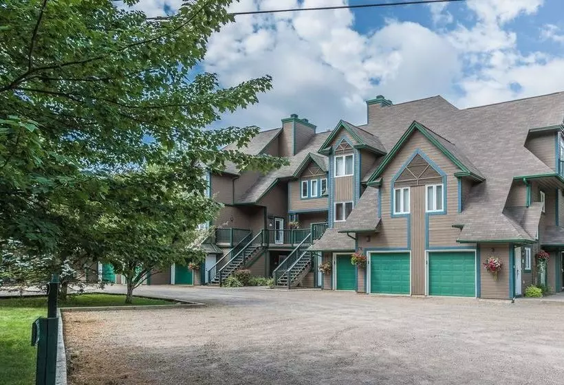 L érabliere Condominiums Monttremblant