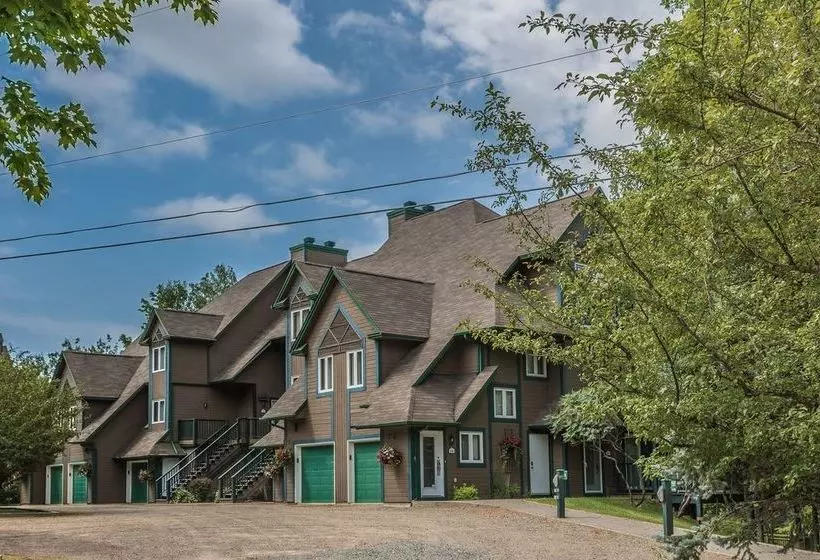 L érabliere Condominiums Monttremblant