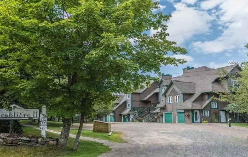 L érabliere Condominiums Monttremblant