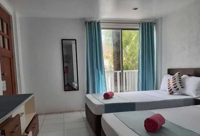 ホテル Mr Holidays