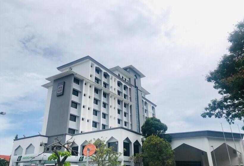 Raia Hotel Kota Kinabalu