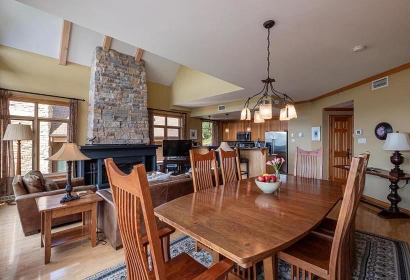 L Altitude By Rendez Vous Mont Tremblant