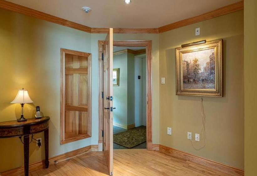 L Altitude By Rendez Vous Mont Tremblant