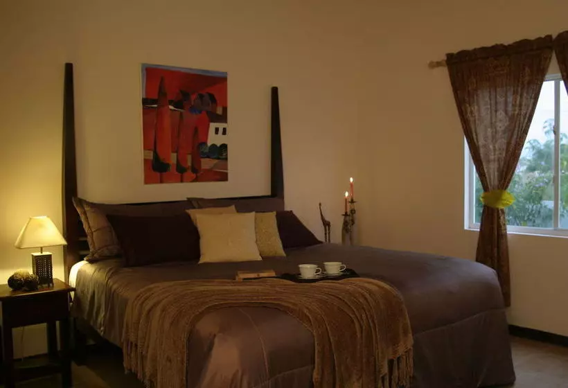 استراحتگاه Marblue Villa Suites