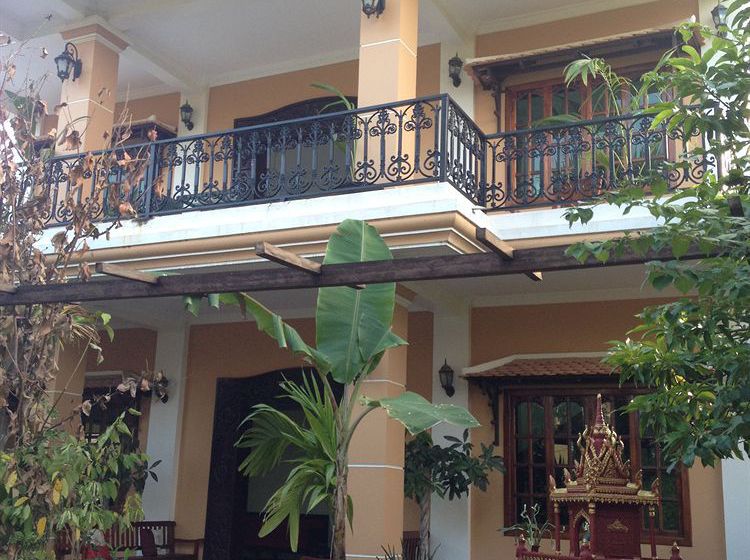 The Rose Apple Boutique Bed & Breakfast