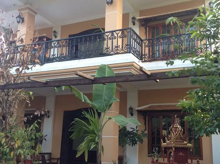 The Rose Apple Boutique Bed & Breakfast