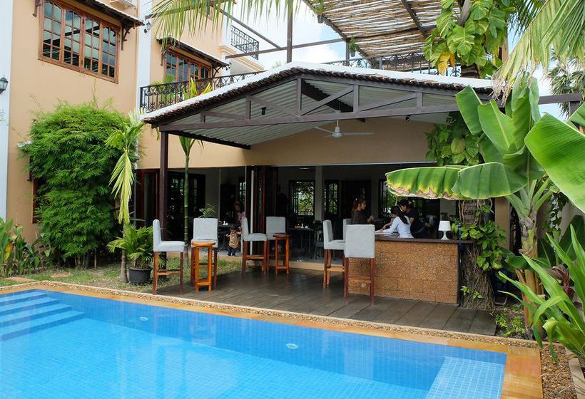 The Rose Apple Boutique Bed & Breakfast