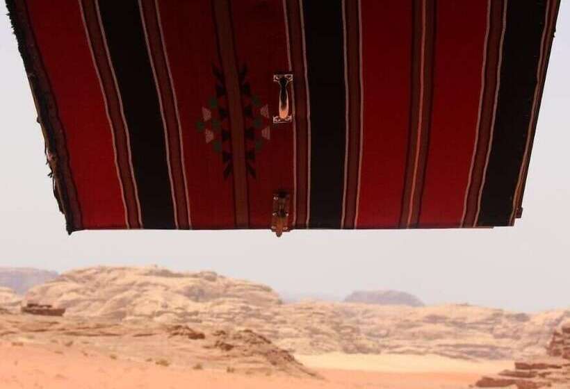 هتل Wadi Rum Caravan Camp
