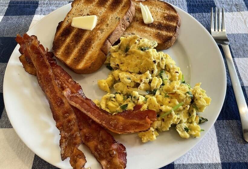 مبيت وإفطار 1735 Stone Farmhouse