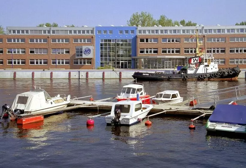 ベッドアンドブレックファースト Am Kai 334