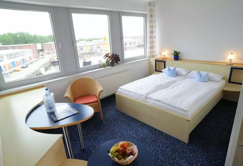 ベッドアンドブレックファースト Am Kai 334