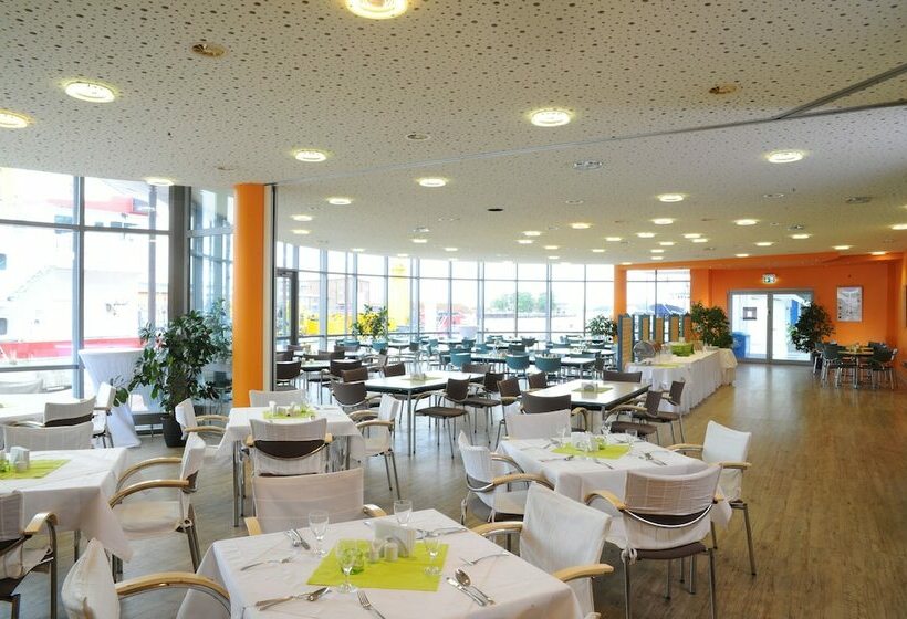 مبيت وإفطار Am Kai 334