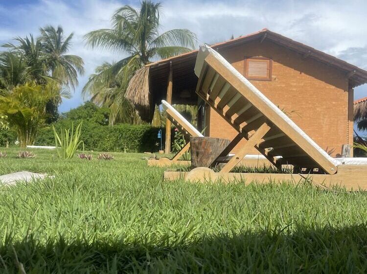 مسافرخانه Pousada Corália