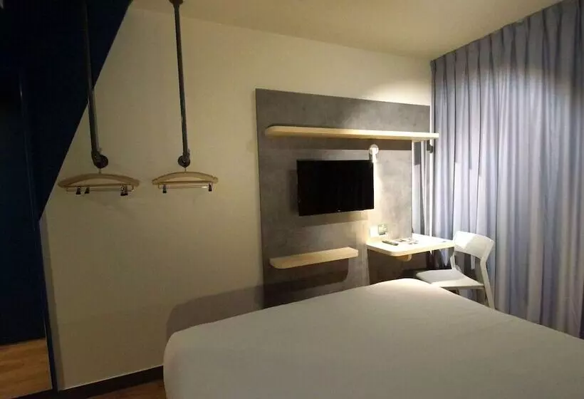 Hotelli Ibis Budget Loudéac Vélodrome