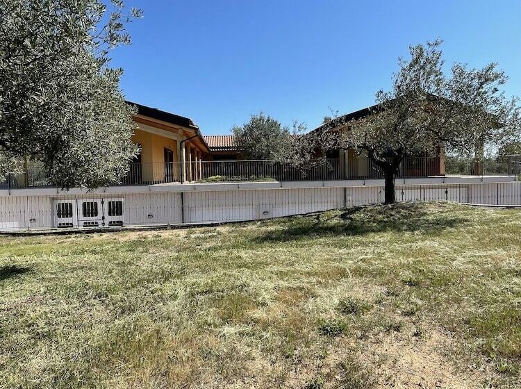 Hotel wiejski Agriturismo Corte Degli Ulivi