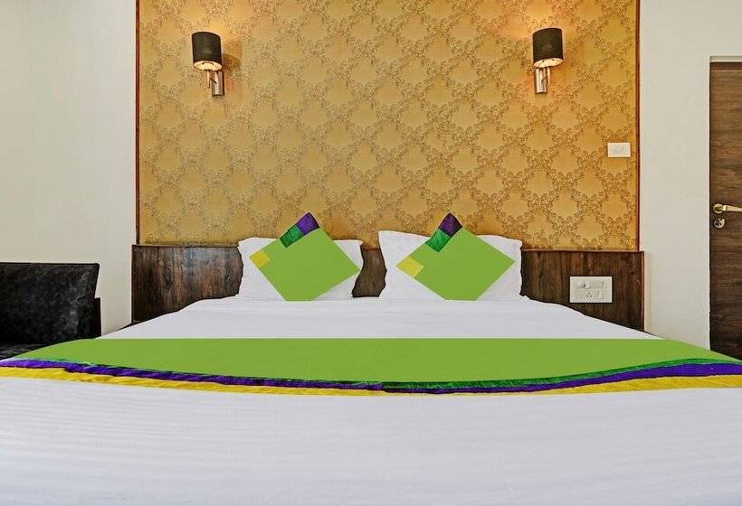 هتل Treebo Varsha Palace