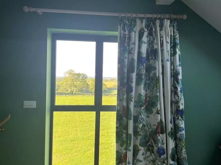 Residenssi Stunning 1 Bed In Bruton Somerset, Stunning Views