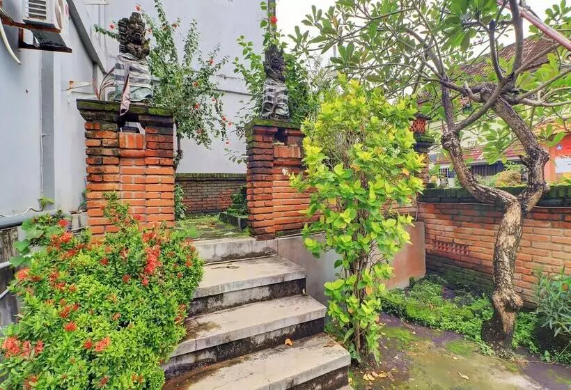 Warna Kedaton Hotel By Oyo