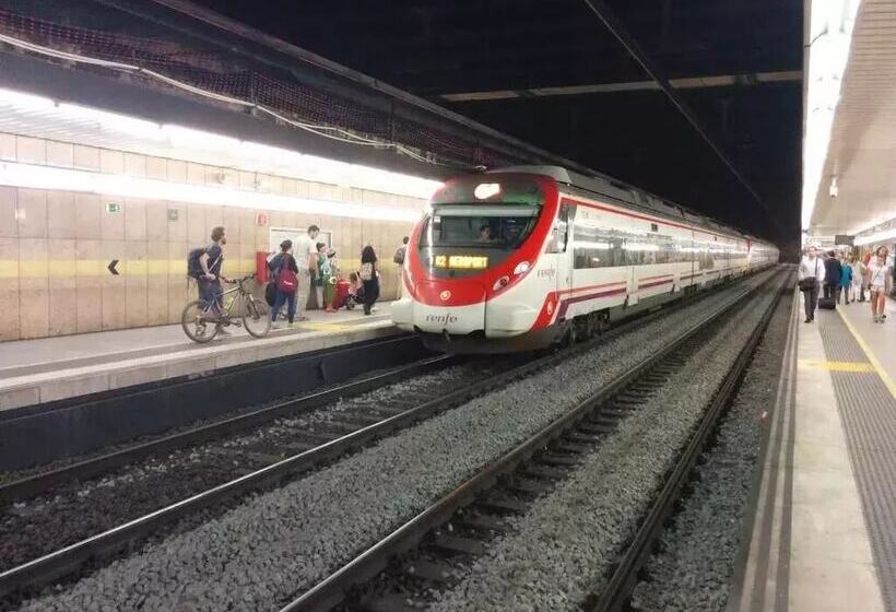 هاستل No Limit Barcelona Central