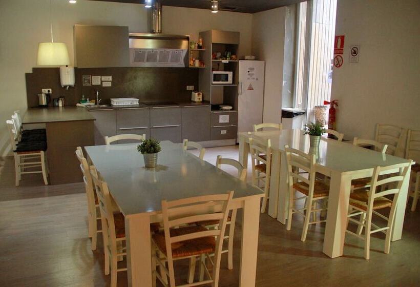 هاستل No Limit Barcelona Central