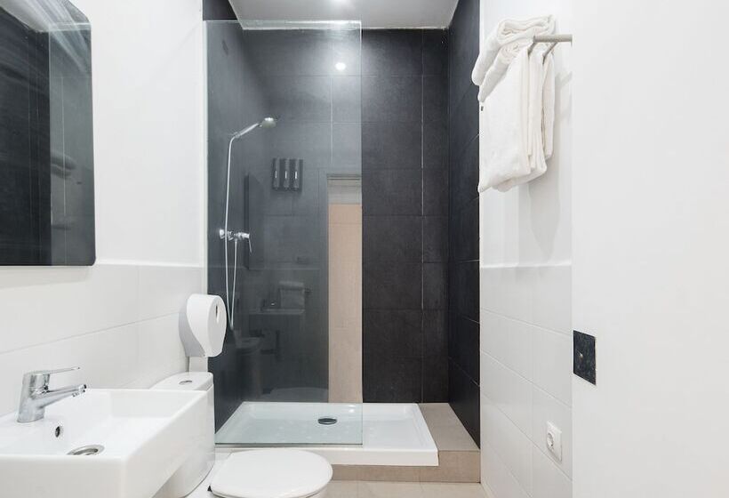 هاستل No Limit Barcelona Central