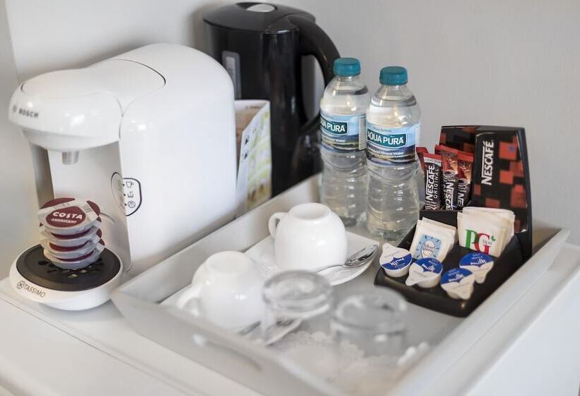 Bed & Breakfast Martel Guest House