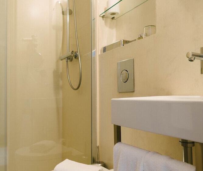 Bed and Breakfast Circa 1905