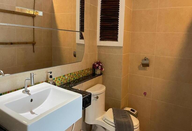 בית מלון כפרי Ac 2 Resort