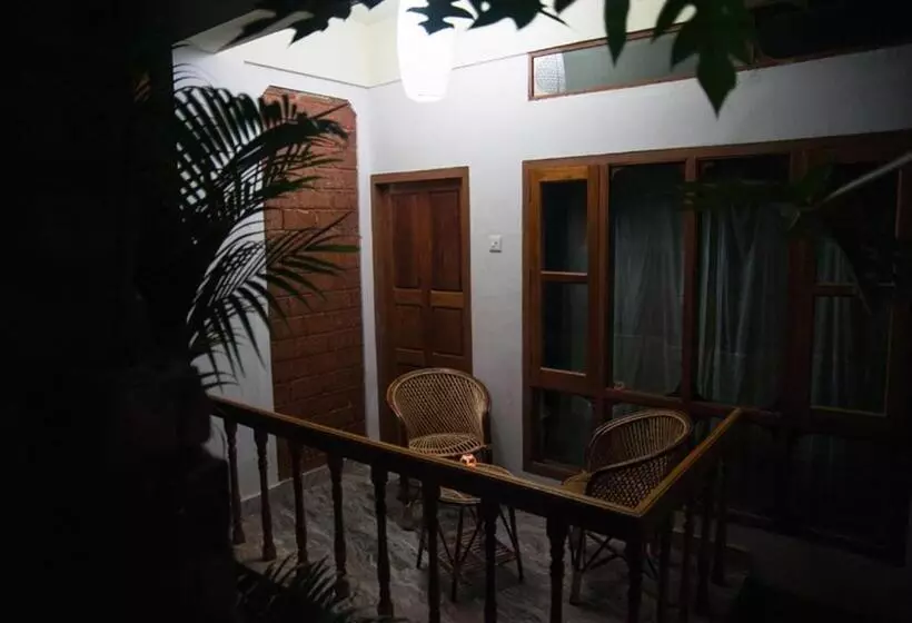 ホテル Ashiyana Cliff And Beach Resort