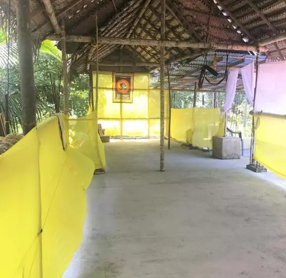 ホテル Ashiyana Cliff And Beach Resort